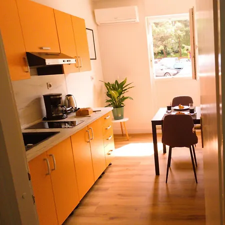 Apartman Neda Pula,Near The Beach,Free Parking And Wi-Fi Apartment Exterior photo