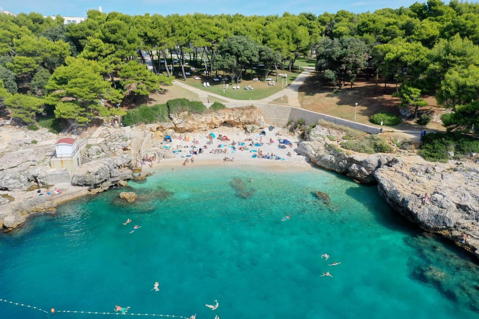 Apartman Neda Pula,near The Beach,free Parking And Wi-fi Apartment Pula