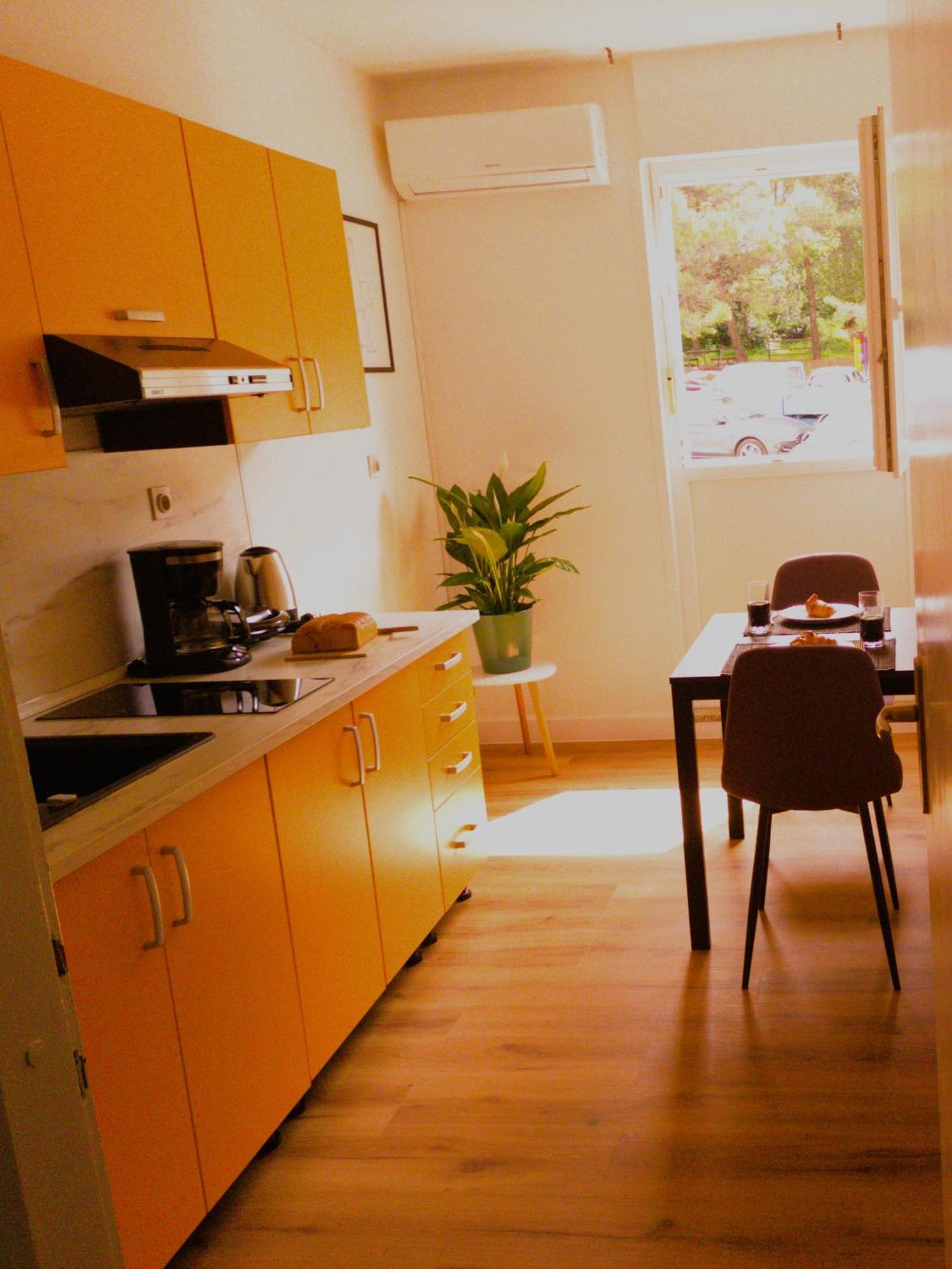 Apartman Neda Pula,near The Beach,free Parking And Wi-fi Apartment Pula