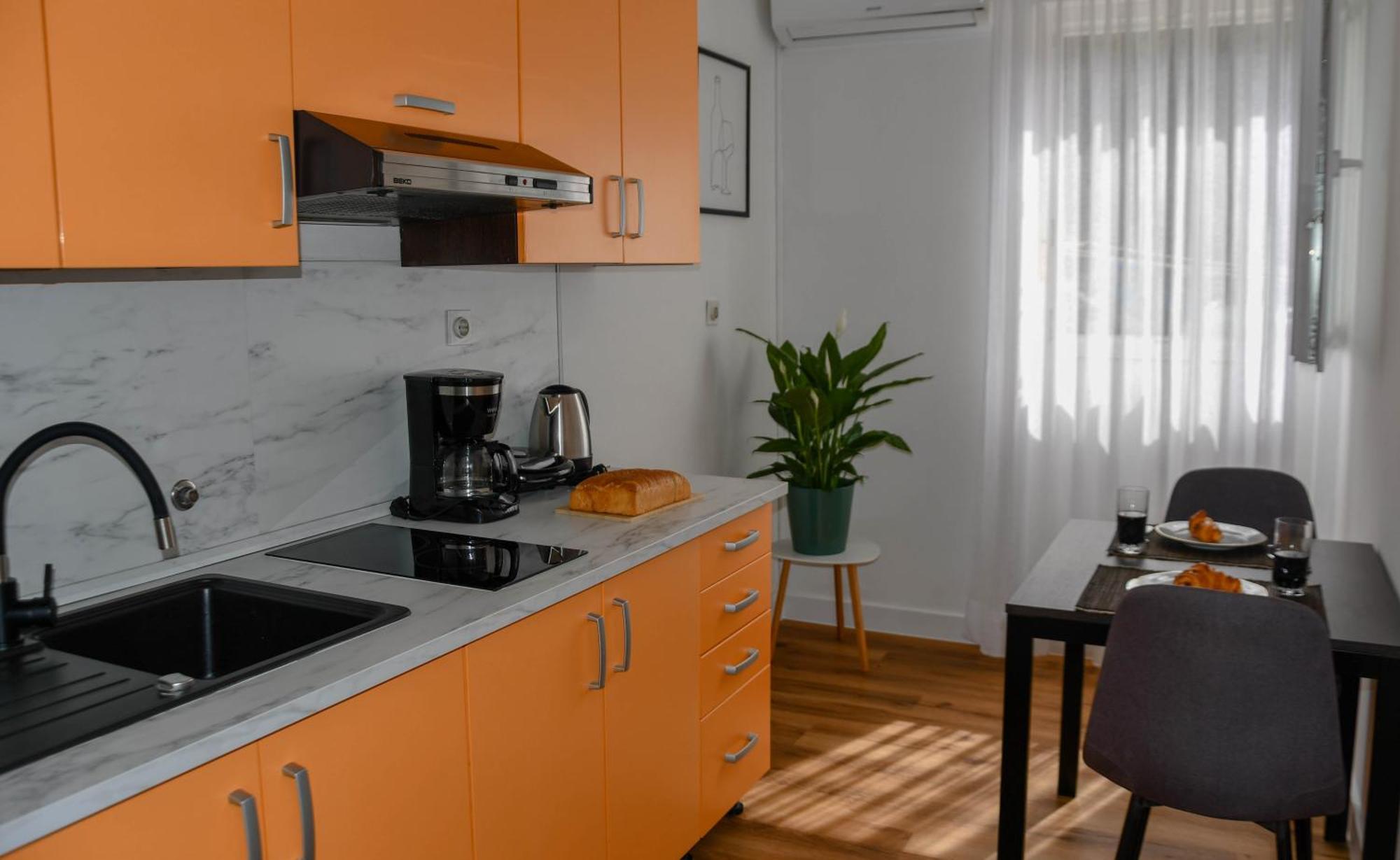 Apartman Neda Pula,near The Beach,free Parking And Wi-fi Apartment Pula